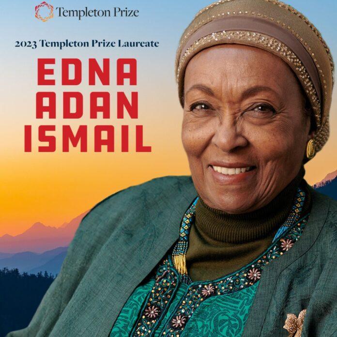 Edna Adan Ismail receiving the Templeton Award